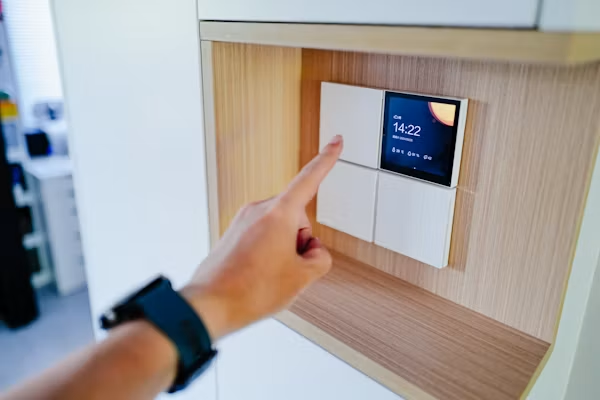 Home air purification in California with humidity and air quality monitoring